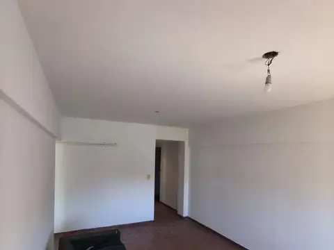Depto Tipo Casa en Alquiler de 3 ambientes