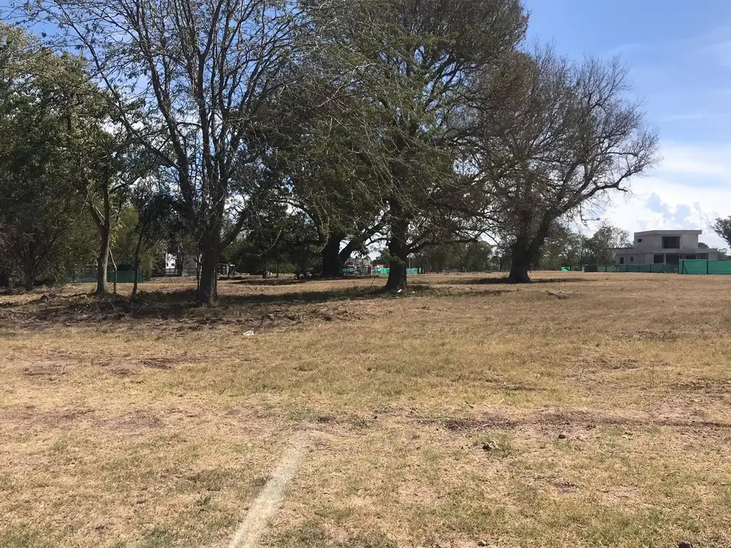 Terreno - 612  m² Total