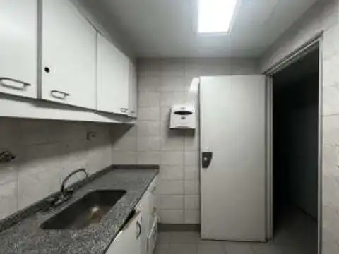 Local en Venta en Flores, USD 610.000