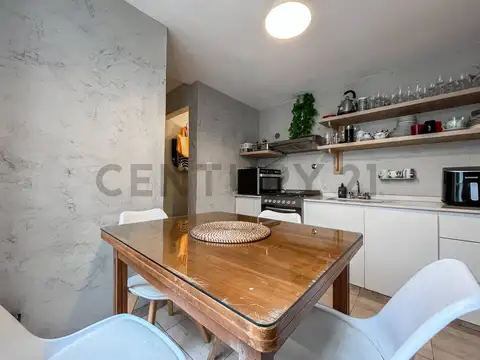 Casa en Alquiler con 1 cochera