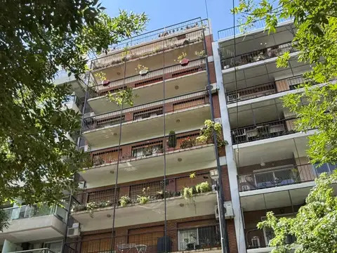 Excelente Semipiso 3 Amb con Balcón Corrido | Palier Semiprivado | Ubicación Premium