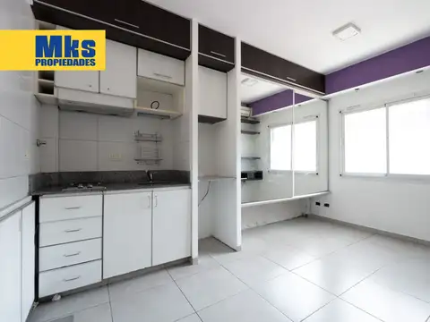 Viví en un práctico monoambiente con estilo propio en Barracas