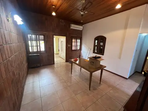 Casa en Venta en Campana, USD 170.000