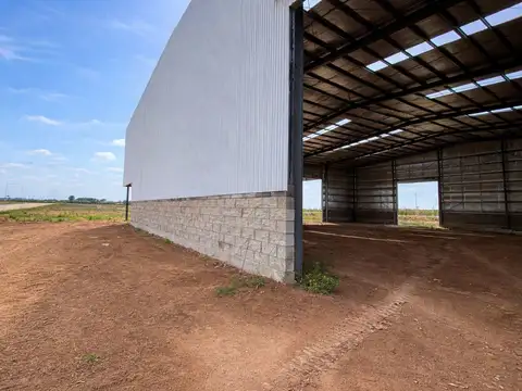 Nave Industial en Aurel Parq