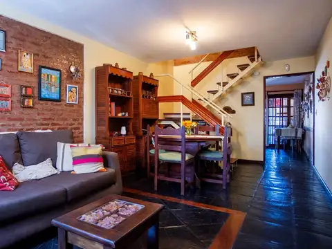 Venta Triplex 4 Ambientes en  Haedo Sur