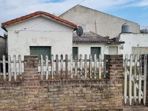 Casa en Venta en Longchamps, USD 37.000