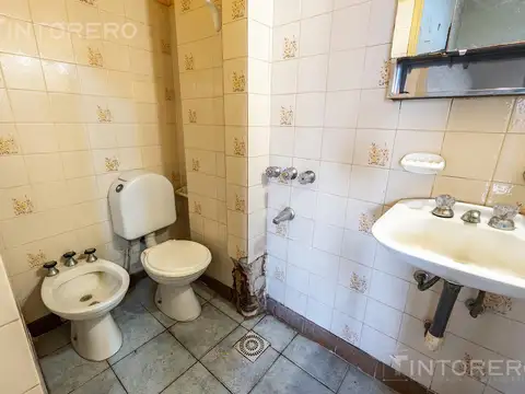 Depto Tipo Casa en Venta 40 años