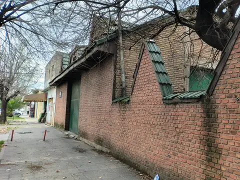 AMPLIO GALPON CON PLAYA ESTACIONAMIENTO