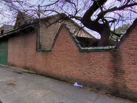 Galpon en Venta en Moron Sur, USD 450.000