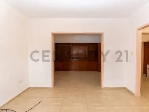 Departamento 5 ambientes con 1 baño