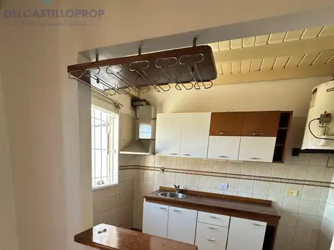 Depto Tipo Casa 2 ambientes con 1 baño
