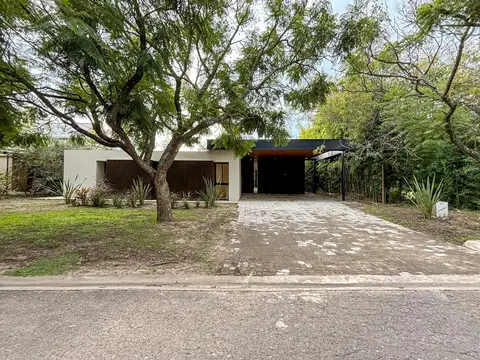 Casa en Venta en Pueblo Esther, USD 395.000