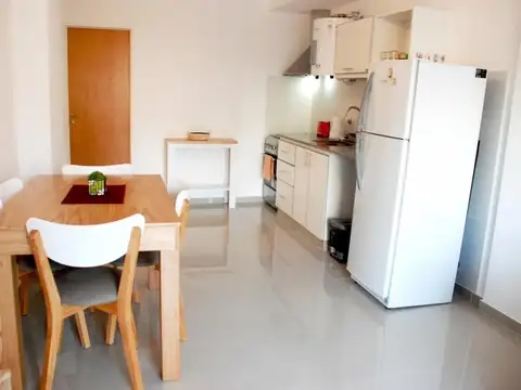 DEPARTAMENTO DOS AMBIENTES-FLORES-ALQUILER TEMPORAL