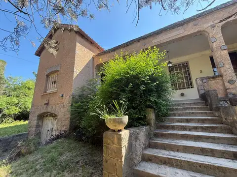 Casa en Venta de 5 dormitorios