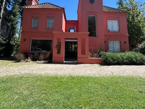 Casa Chalet  en Venta en Pilar, G.B.A. Zona Norte, Argentina