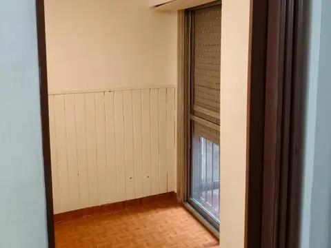 DTO. PB 3 AMBIENTES C/PARRILLA Y 2  PATIOS EN LOMITAS