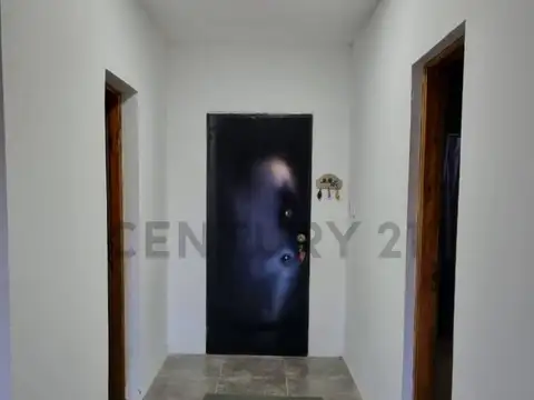 Casa 2 ambientes con 1 baño