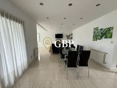 Casa en Alquiler al Oeste