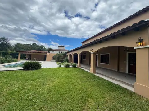 Casa en Venta en Villa San Lorenzo, USD 650.000