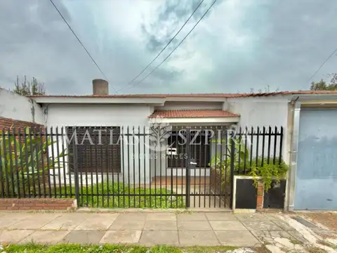 Casa tipo PH en venta 3 ambientes    Ramos Mejía Norte