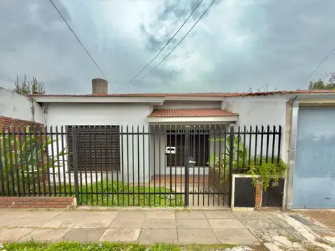 Casa tipo PH en venta 3 ambientes    Ramos Mejía Norte