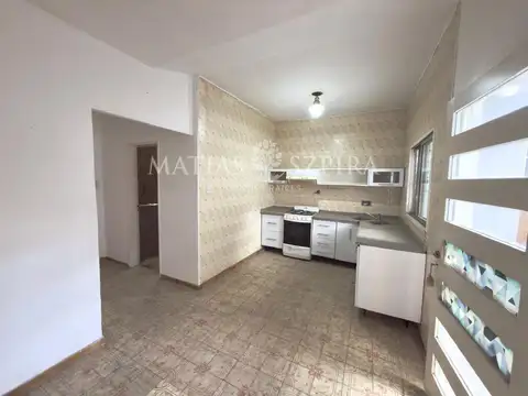 Depto Tipo Casa en Venta en Ramos Mejia Norte, USD 79.900