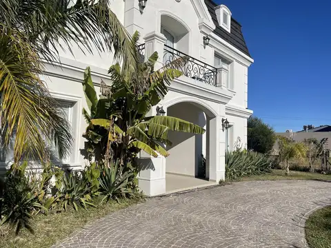 Casa en Venta de 5 dormitorios