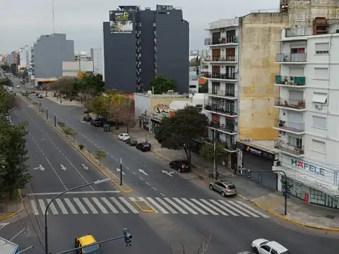 Avenida Doctor Ricardo Balbín 3700, Piso 5