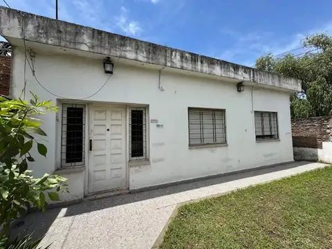 Casa en Venta en Ingeniero Adolfo Sourdeaux, USD 72.000