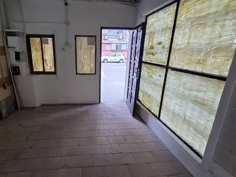 Av Castañares 4800, Piso PB