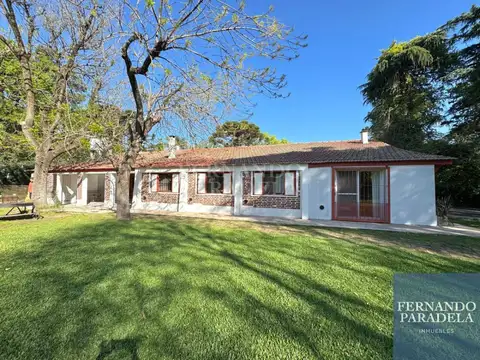 Casa en venta 6 ambientes en Parque Leloir