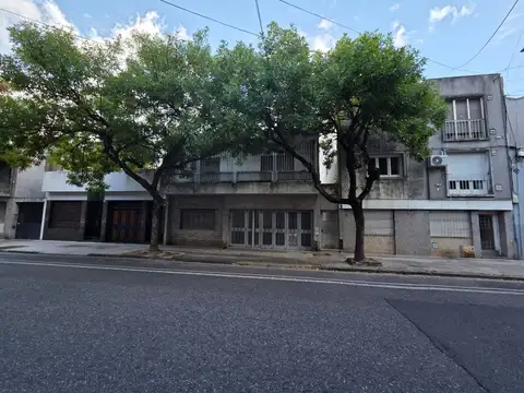 VENTA EXCEPCIONAL LOTE EN REPUBLICA DE LA SEXTA 