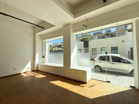 Local en Venta 33 años