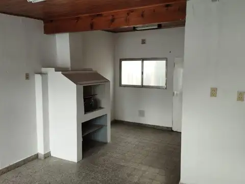 Depto Tipo Casa en Venta de 4 ambientes