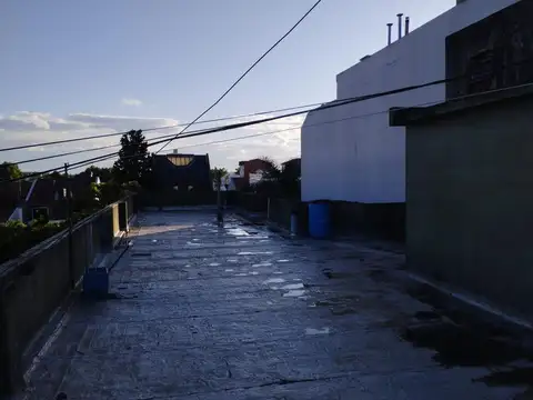 Depto Tipo Casa 4 ambientes con 2 baños