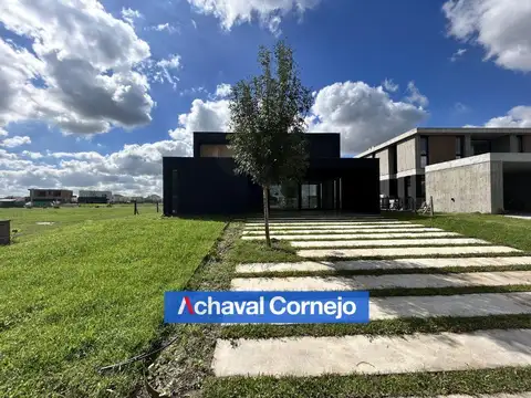 Venta | Casa al agua 4 dormitorios en Costas