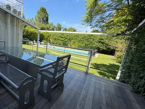 COUNTRY CLUB MAYLING  PILETA CASA 7 AMBIENTES