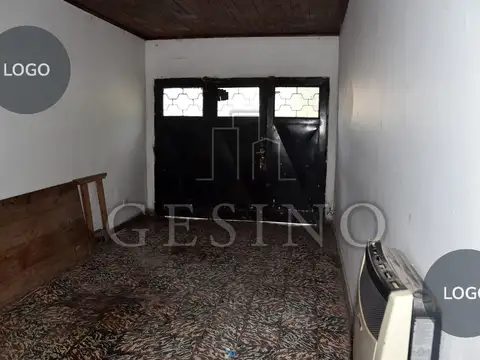 Casa 5 ambientes con 2 baños