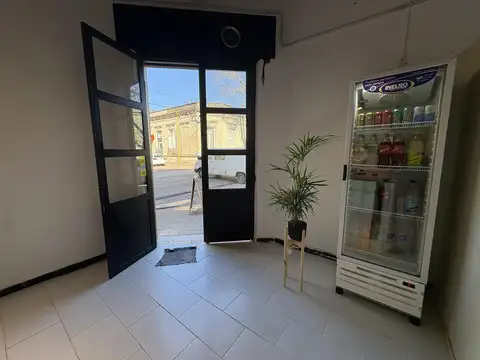 Local en Venta 60 años