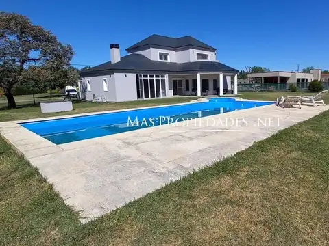 Casa en Alquiler de 4 dormitorios