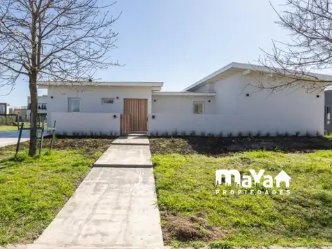 CASA EN VENTA - SAN SEBASTIAN