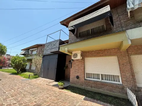 Depto Tipo Casa en Venta en Pilar Centro, USD 115.000