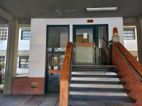 TACUAPI 4200, Piso 2