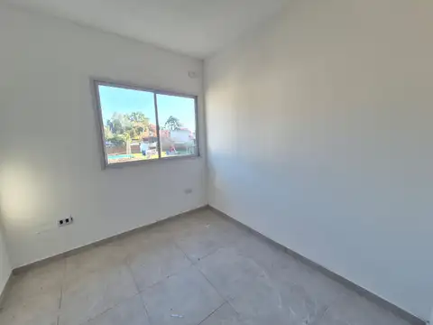 3 AMBIENTES EN MORENO.