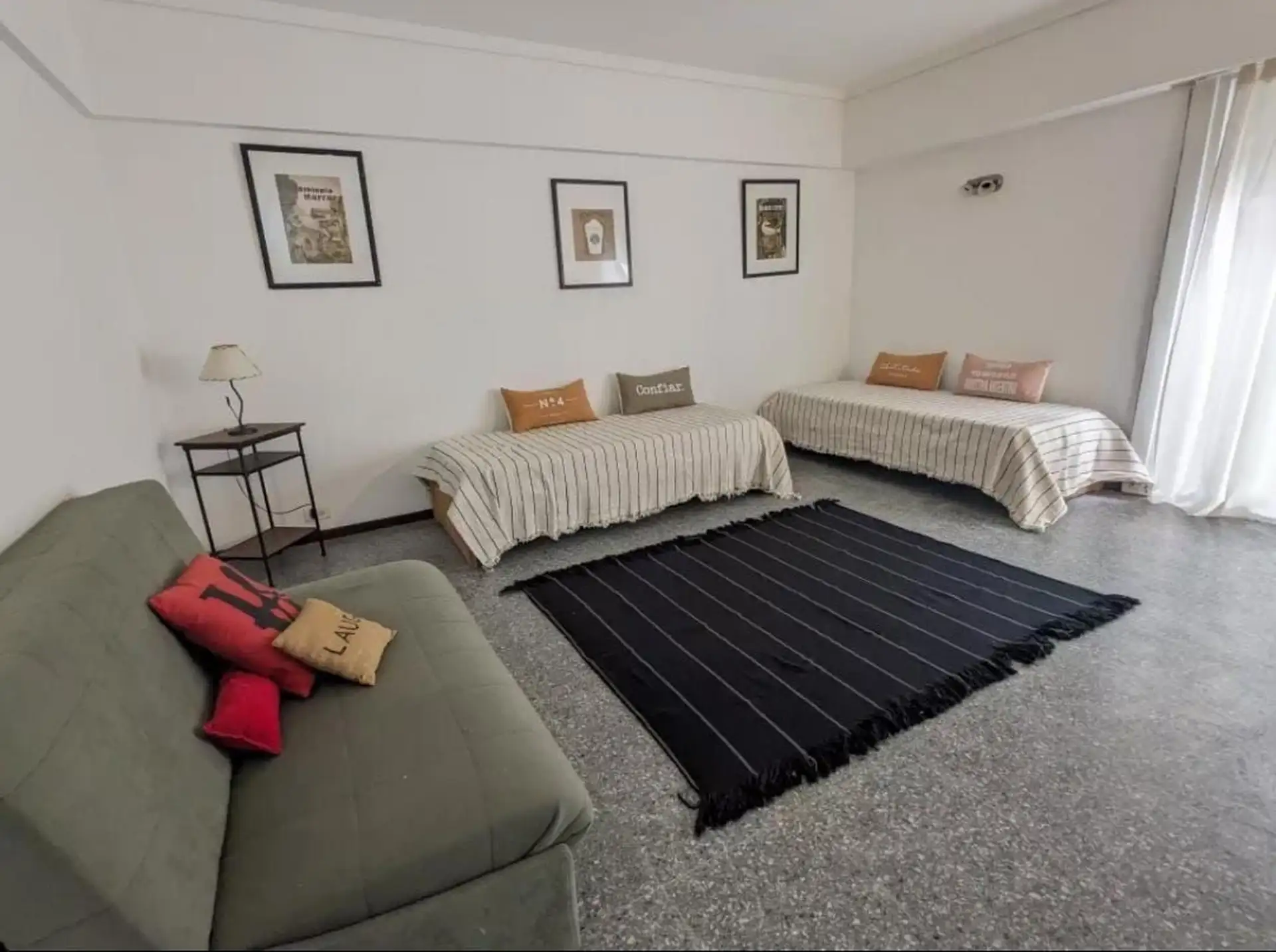 Alquiler 2 ambientes con muebles La Perla