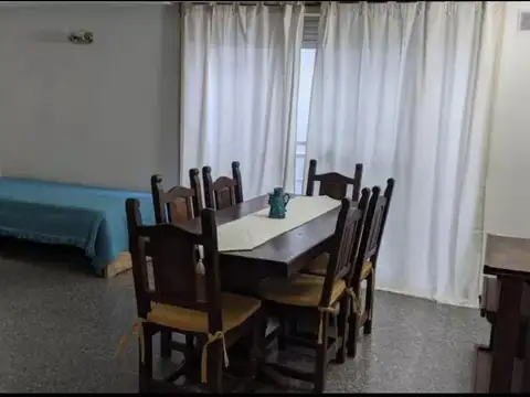 Hipolito Yrigoyen 1000, Piso 6