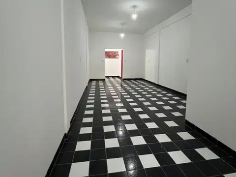 Local en Alquiler en Microcentro, $ 500.000