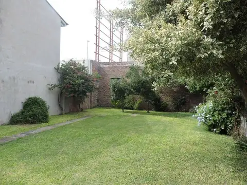 Importante propiedad en Quilmes Oeste