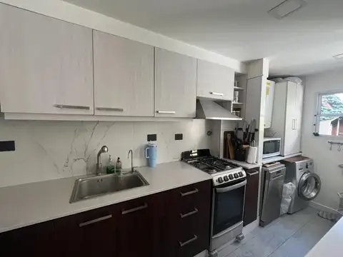 Casa 4 ambientes con 3 baños