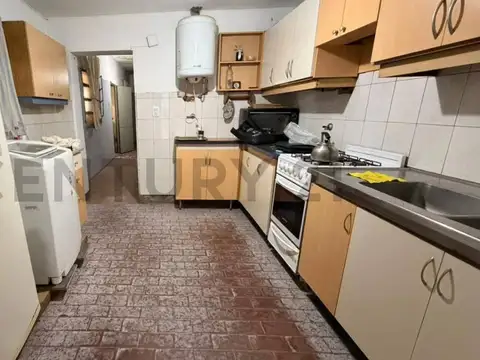 pasaje payro 1700, Piso 0